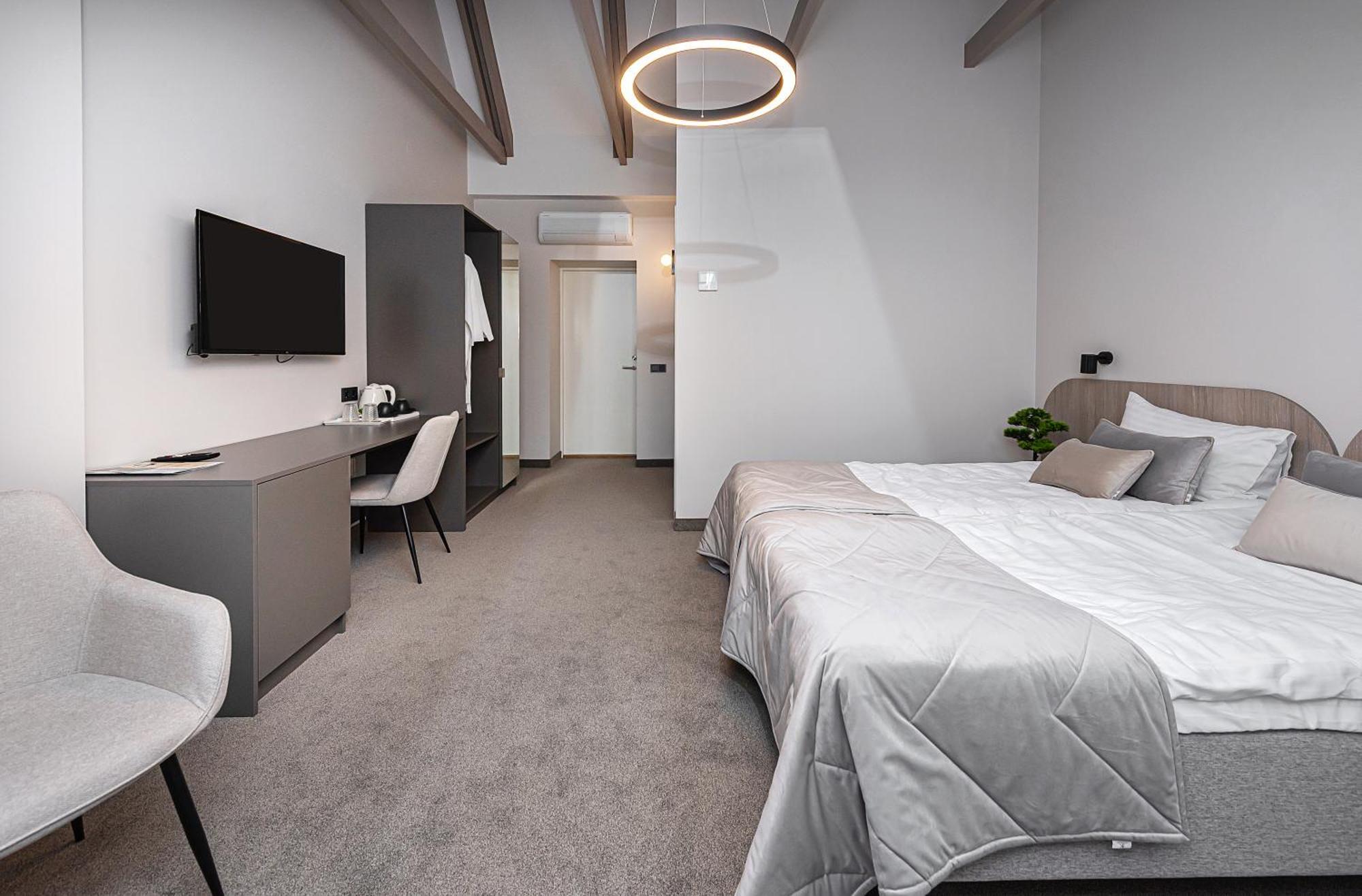 Nykscio Namai & Spa Anykščiai Exteriör bild